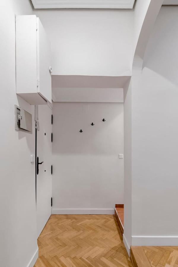 Guestready - Trendy Residence Near Plaza Mayor Мадрид Екстериор снимка