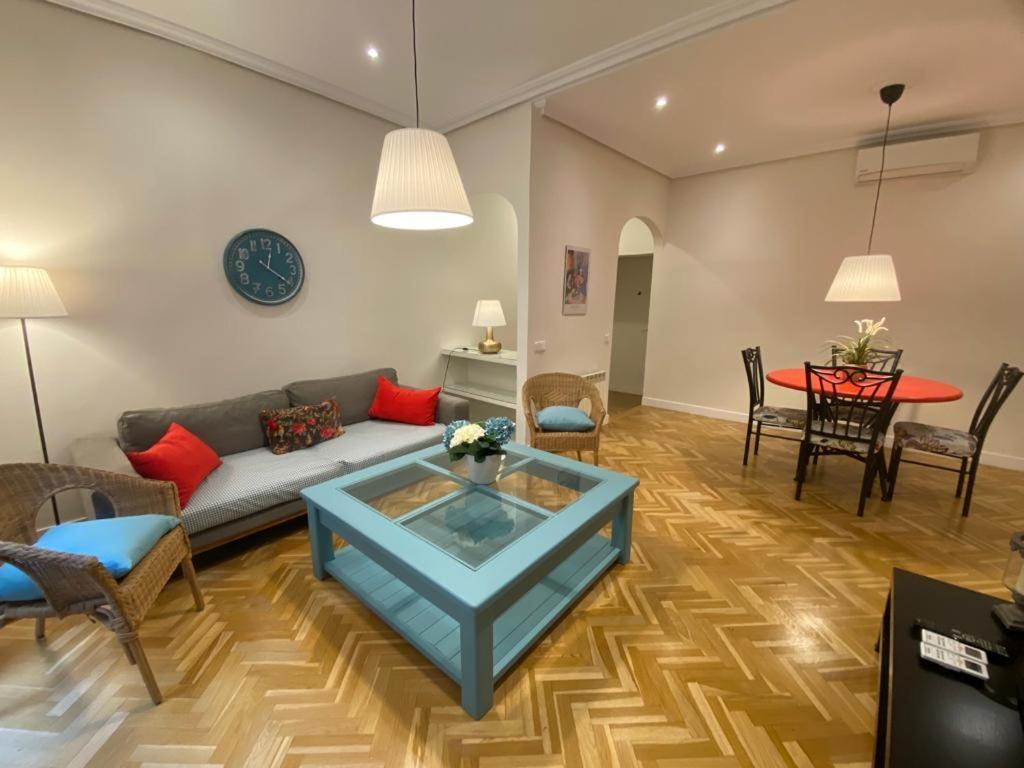 Guestready - Trendy Residence Near Plaza Mayor Мадрид Екстериор снимка